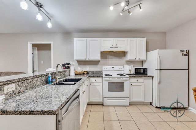 8825 E Buffalo Circle, Willis, TX 77378