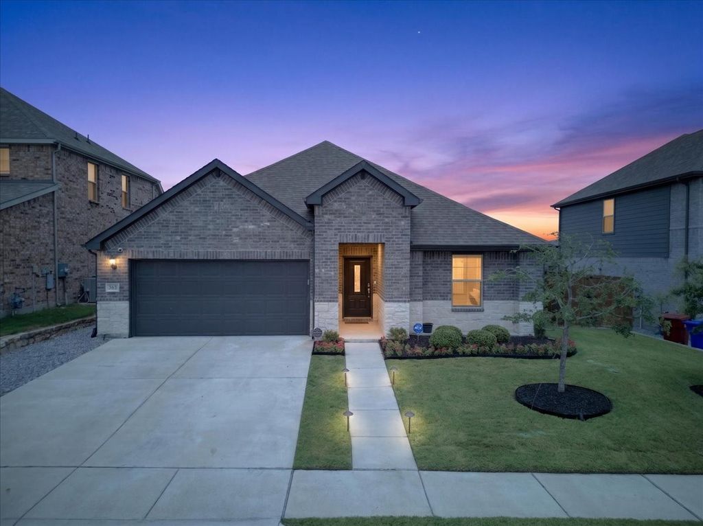 365 Mohan Drive, Royse City, TX 75189