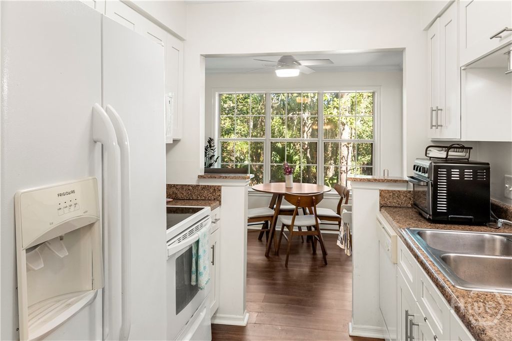 Image 13 of property listing at 12300 Apache Avenue 506, Savannah, GA 31419