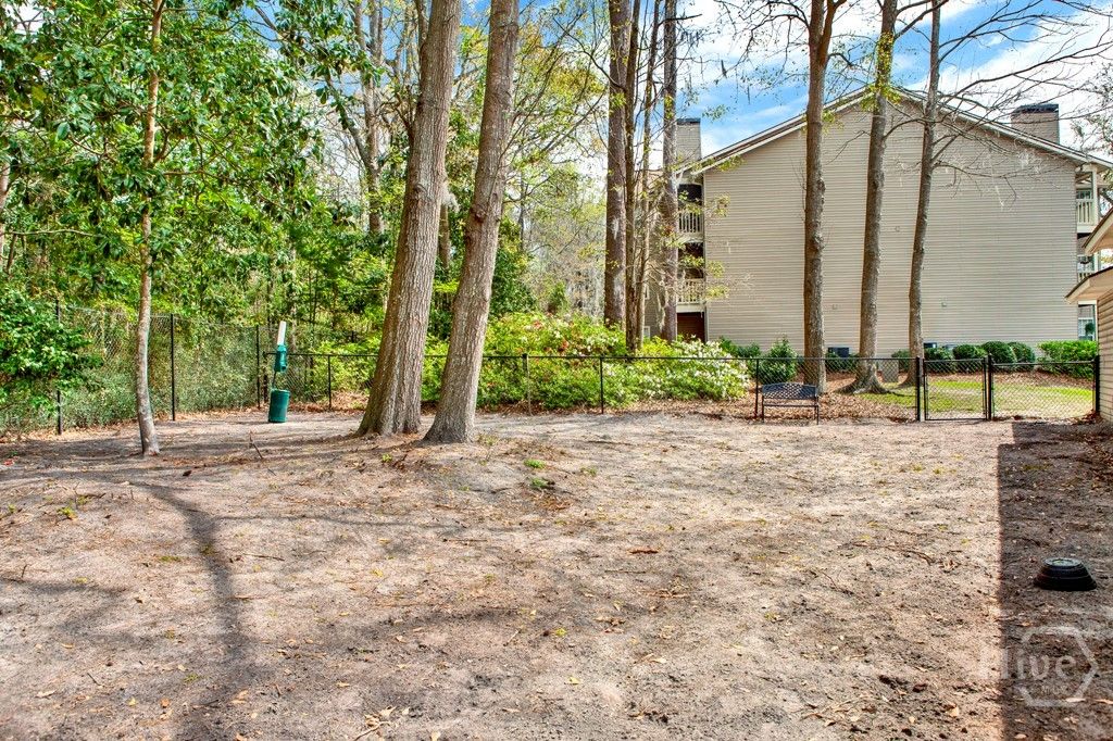 Image 34 of property listing at 12300 Apache Avenue 506, Savannah, GA 31419