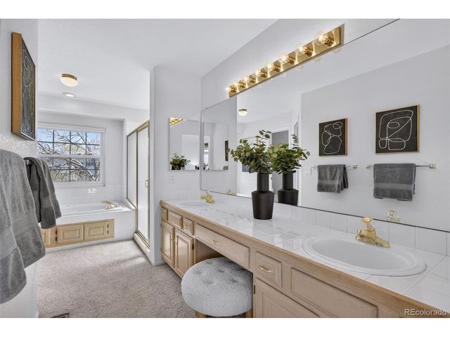 18825 E Union Dr, Aurora, CO 80015