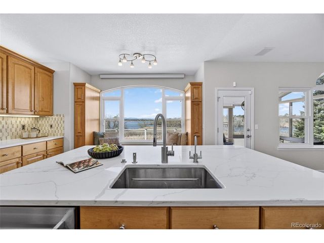 18825 E Union Dr, Aurora, CO 80015
