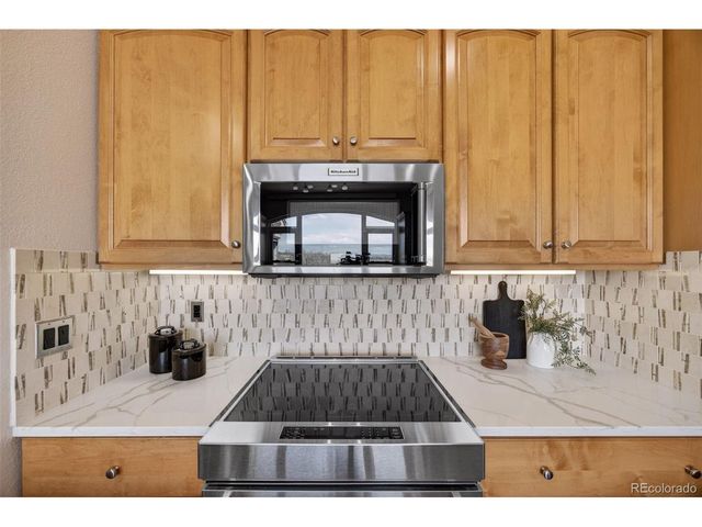 18825 E Union Dr, Aurora, CO 80015