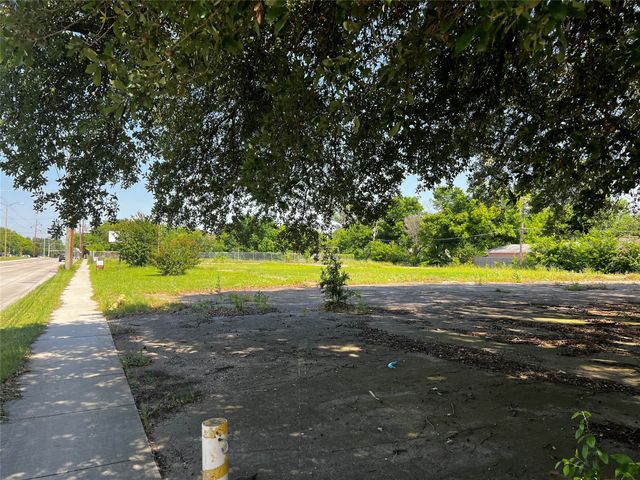 9314 Elam Road, Dallas, TX 75217