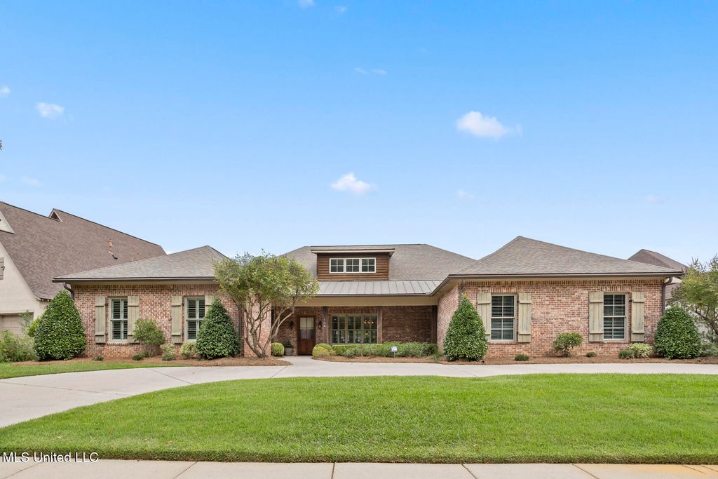 104 Chicot Cove, Ridgeland, MS 39157
