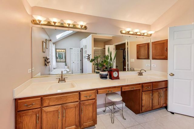 23058 Arbor Creek Drive, Plainfield, IL 60586