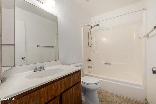 3109 W Harmont Drive, Phoenix, AZ 85051