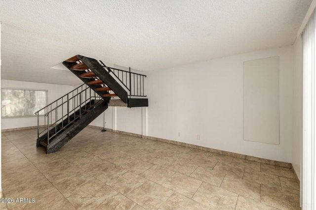 3109 W Harmont Drive, Phoenix, AZ 85051