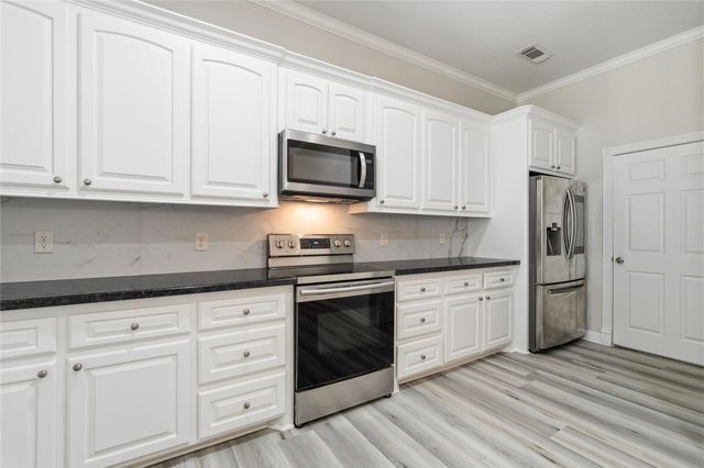 11314 Shadyside Lane, Montgomery, TX 77356