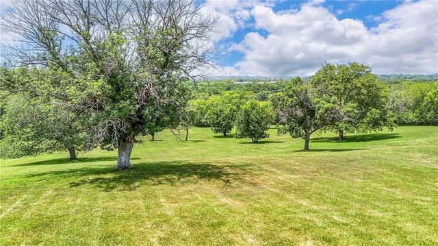 13410 Woodland Avenue, Kansas City, MO 64146