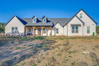 112 Wooded Acres Drive, Mineral Wells, TX 76067