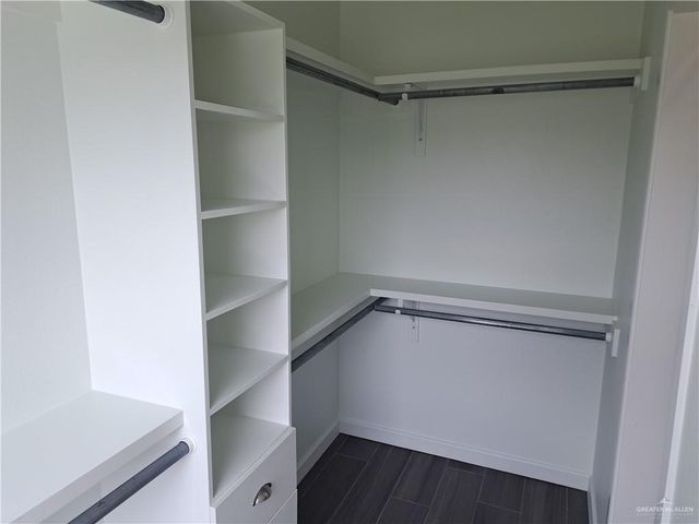 708 E 3rd Avenue, Elsa, TX 78543