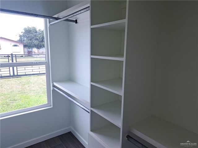 708 E 3rd Avenue, Elsa, TX 78543