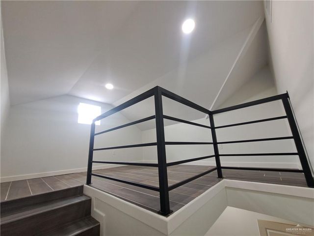 708 E 3rd Avenue, Elsa, TX 78543