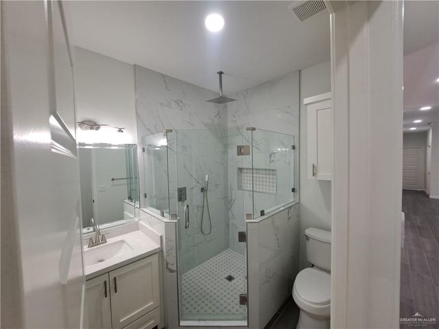 708 E 3rd Avenue, Elsa, TX 78543