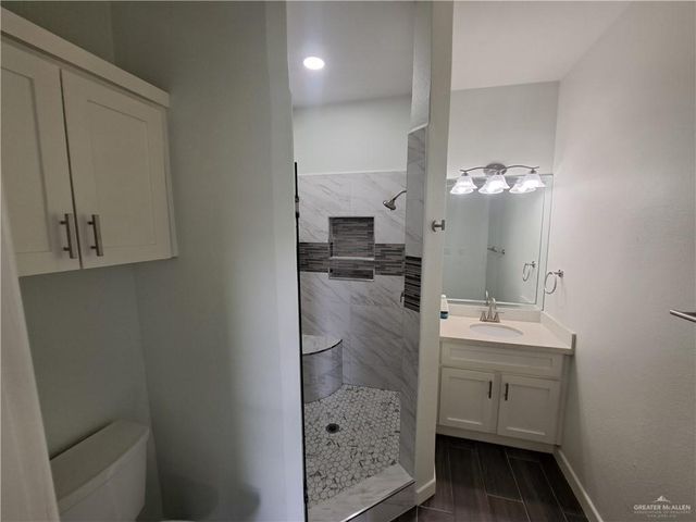 708 E 3rd Avenue, Elsa, TX 78543