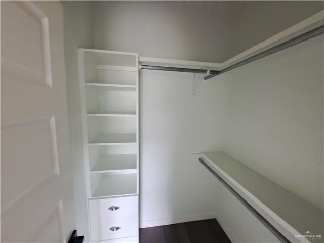 708 E 3rd Avenue, Elsa, TX 78543