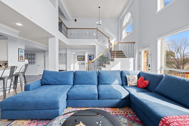 136 Eaton LN, Austin, TX 78737