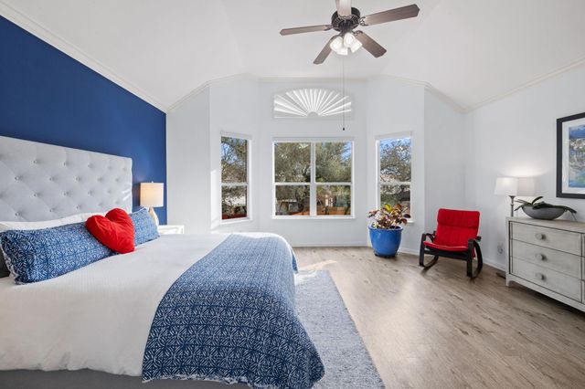 136 Eaton LN, Austin, TX 78737