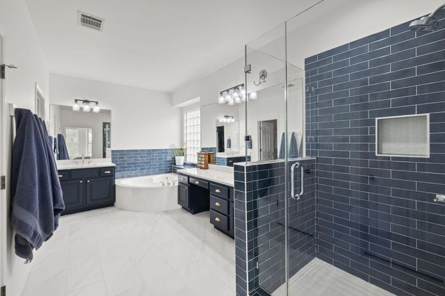 136 Eaton LN, Austin, TX 78737