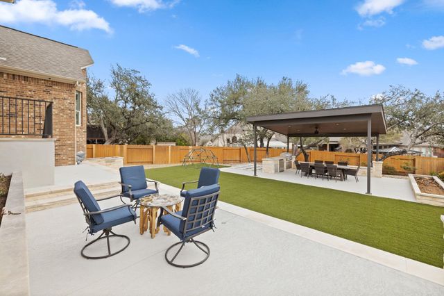 136 Eaton LN, Austin, TX 78737