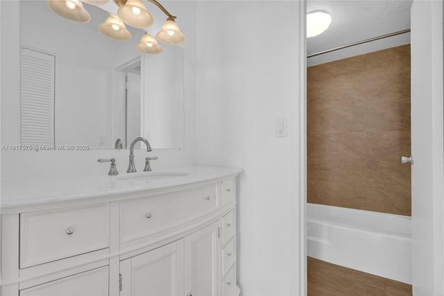 2020 NE 135th St 805, North Miami, FL 33181