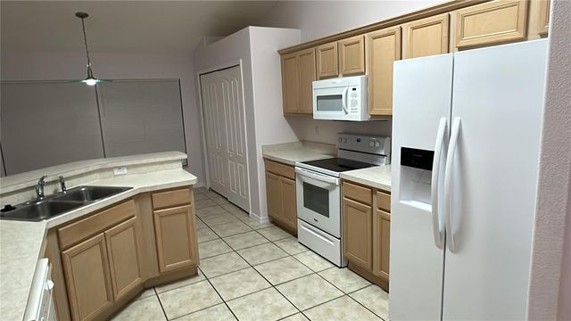 534 LAKE SUMNER DRIVE, Groveland, FL 34736