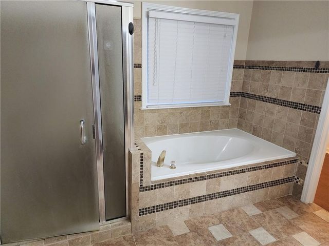 12990 Meridian Court, Alpharetta, GA 30005