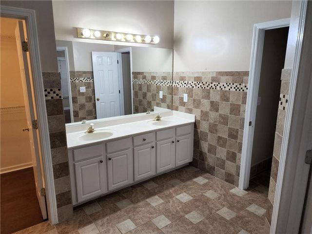 12990 Meridian Court, Alpharetta, GA 30005