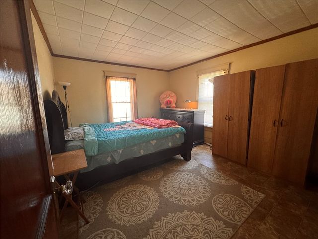 74 Rockland Avenue, Bradford City, PA 16701