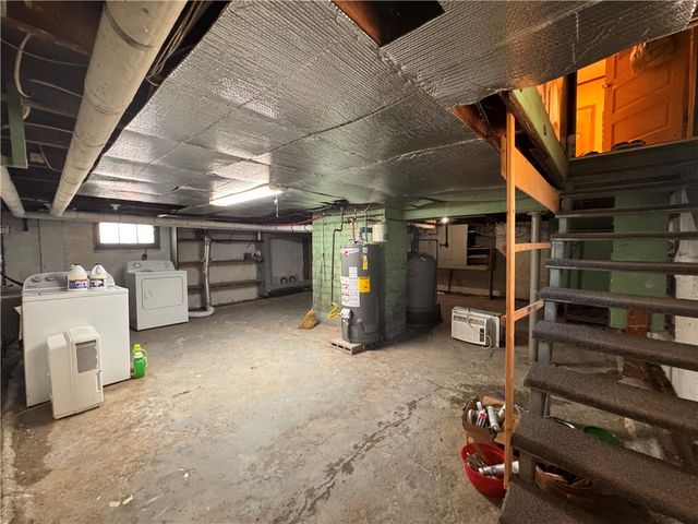 74 Rockland Avenue, Bradford City, PA 16701