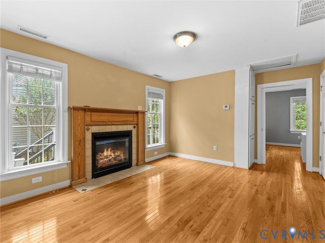 10307 Windbluff Dr, Henrico, VA 23238