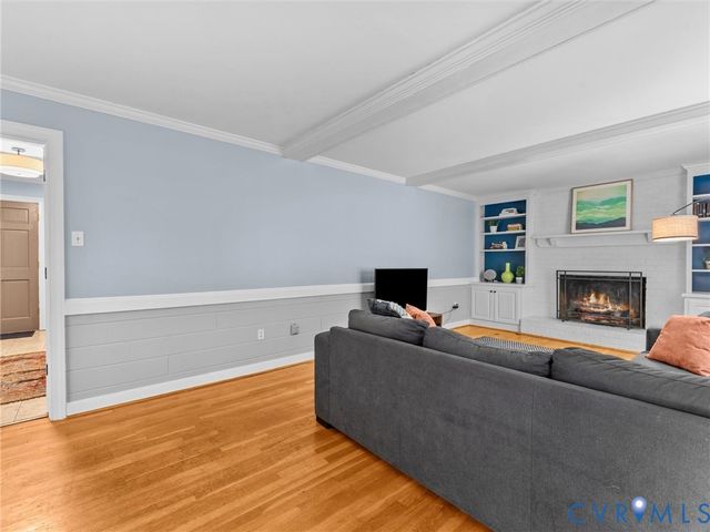 10307 Windbluff Dr, Henrico, VA 23238