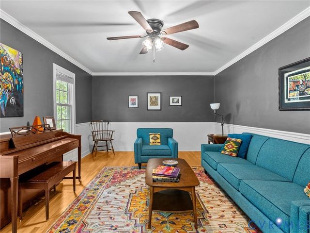 10307 Windbluff Dr, Henrico, VA 23238