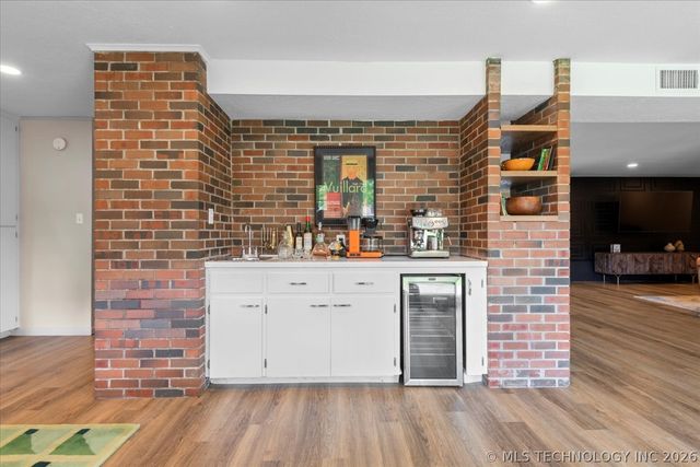 1500 Harris, Bartlesville, OK 74006