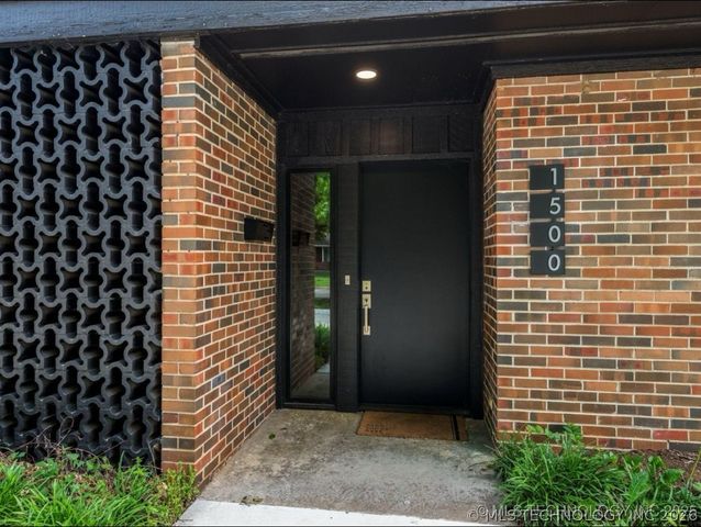 1500 Harris, Bartlesville, OK 74006