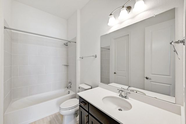 2124 Bel Paese BND, Leander, TX 78641