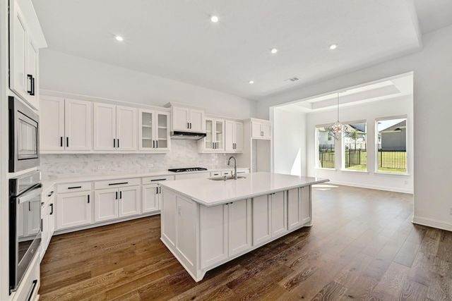 2124 Bel Paese BND, Leander, TX 78641