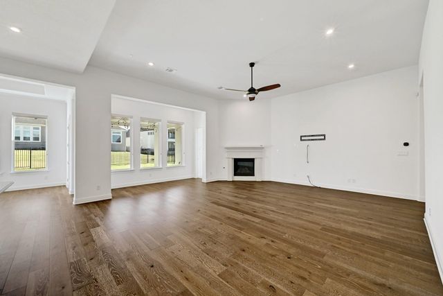 2124 Bel Paese BND, Leander, TX 78641