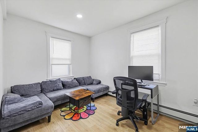 222 Riverview Place, Cliffside Park, NJ 07010