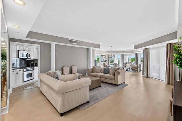 300 SE 5th Avenue 6160, Boca Raton, FL 33432