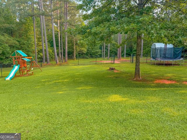 653 Al Roberts Road, Senoia, GA 30276