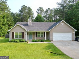 653 Al Roberts Road, Senoia, GA 30276
