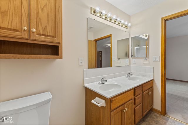 1621 Vidalia Court, Greenwood, IN 46143