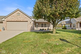 1621 Vidalia Court, Greenwood, IN 46143