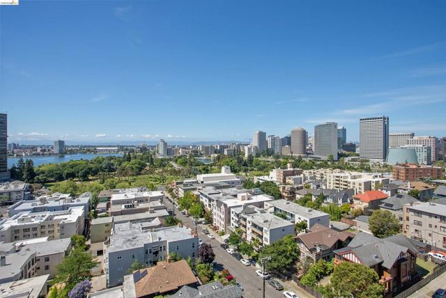 320 Lee St 303, Oakland, CA 94610