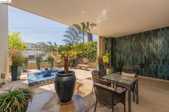 320 Lee St 303, Oakland, CA 94610