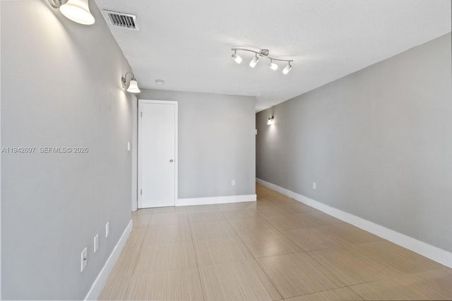 777 SW 9th Ave 413, Miami, FL 33130