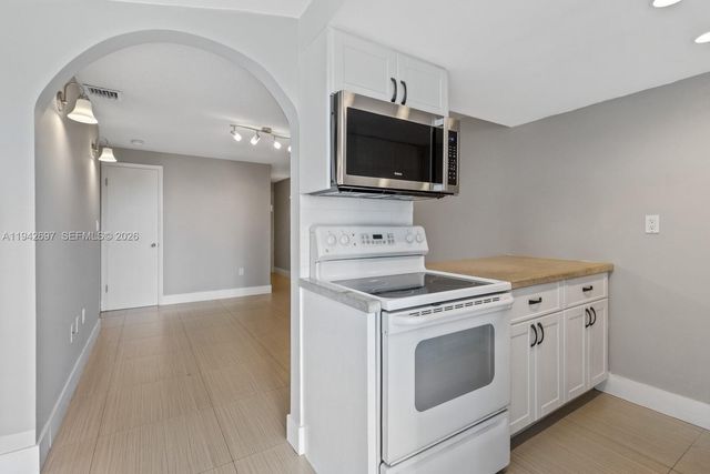 777 SW 9th Ave 413, Miami, FL 33130