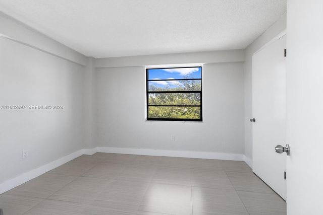 777 SW 9th Ave 413, Miami, FL 33130